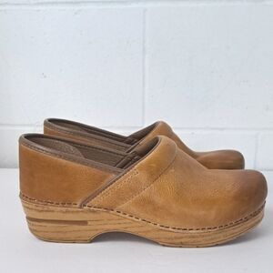 Dansko Professional Honey Distressed Leather Clogs Sz41 10.5-11